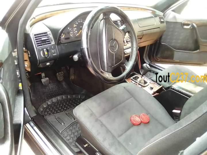 Mercedes class C 230