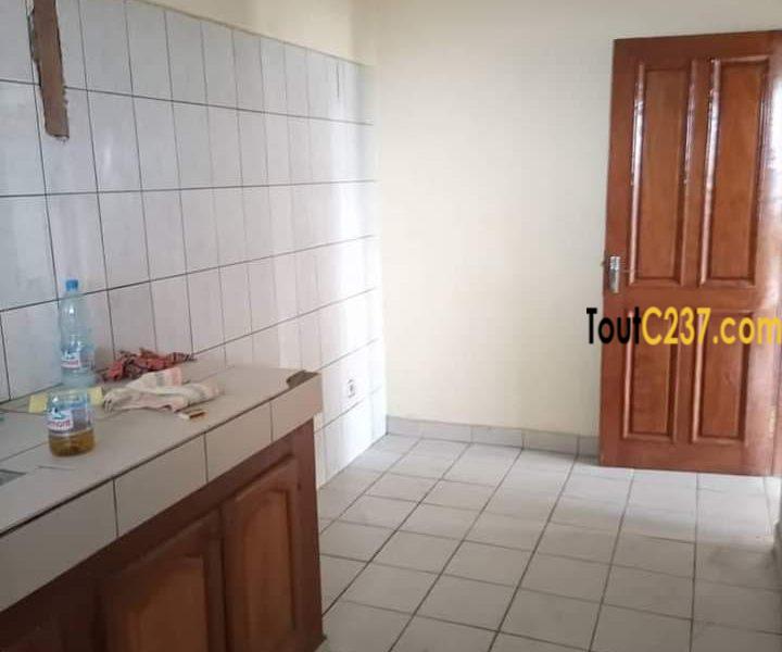 Appartement à louer à Makepe, Douala