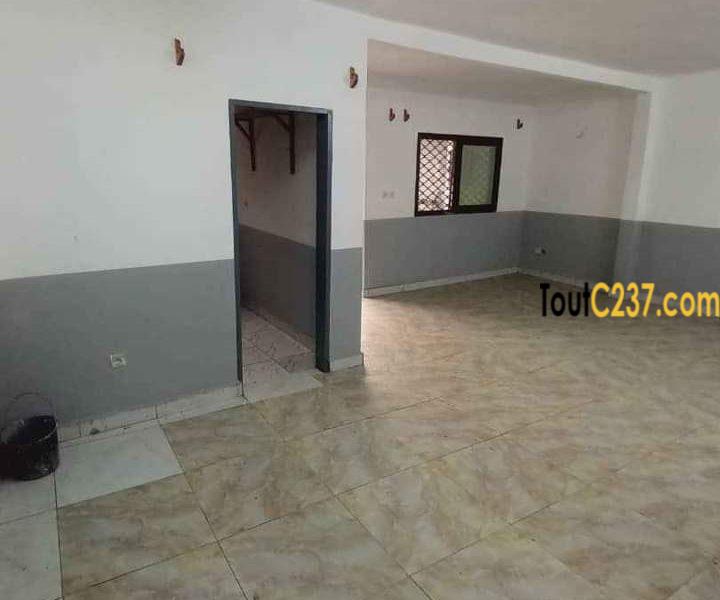Appartement neuf entrée seule à louer à Makepe, Douala