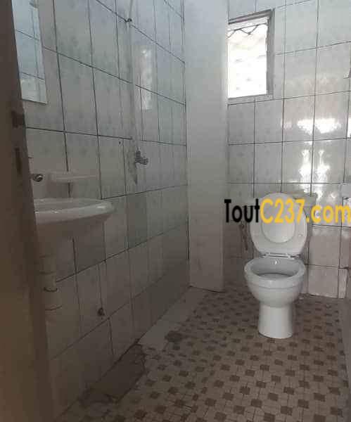 Appartement à louer à Logbessou, Douala