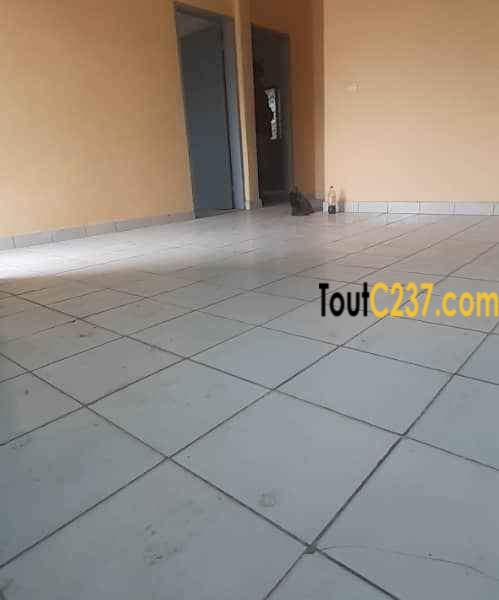 Appartement à louer à Logbessou, Douala