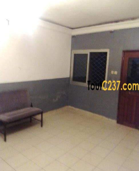 Villa à louer à kotto bangue, Douala