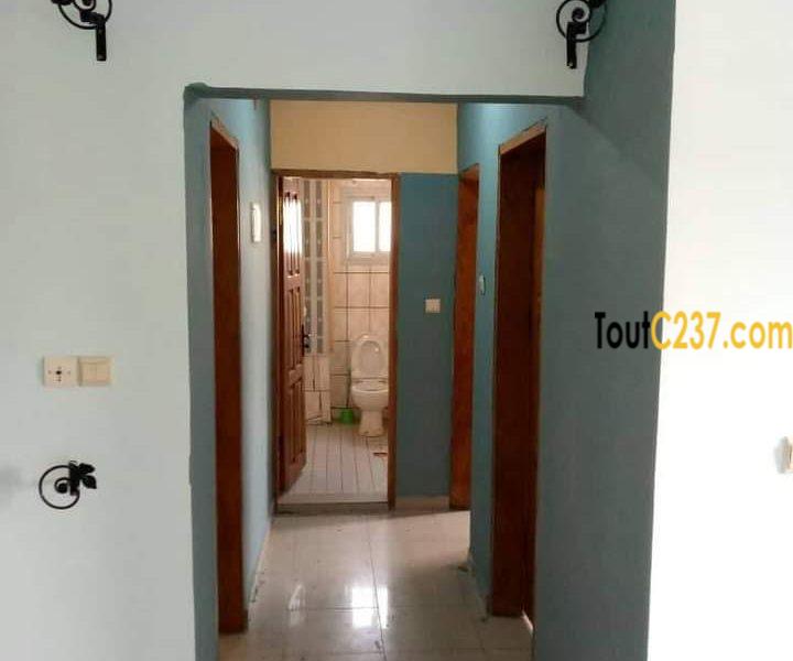 Appartement à louer à Akwa Nord, Douala