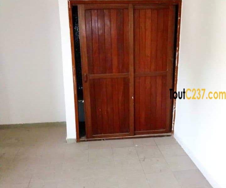 Appartement à louer à Makepe, Douala