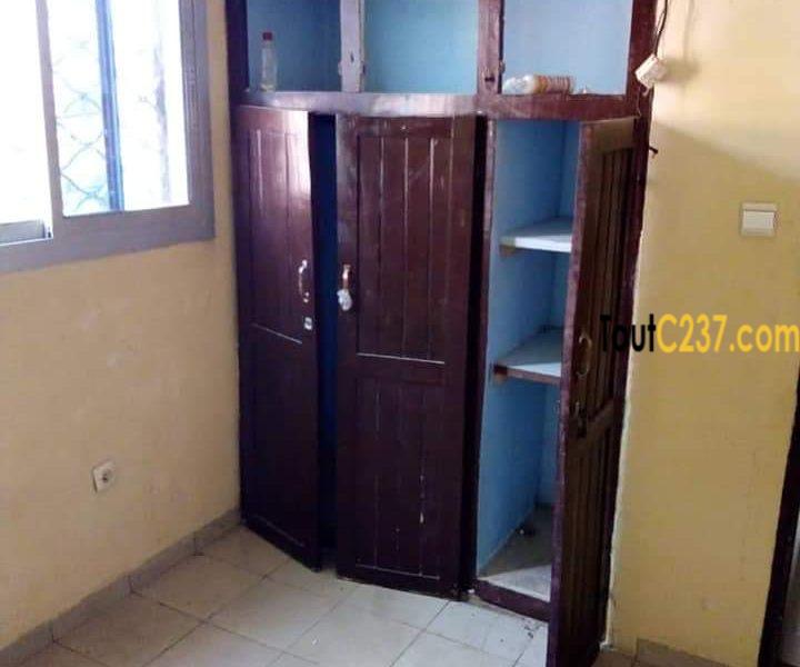Appartement à louer à Makepe, Douala