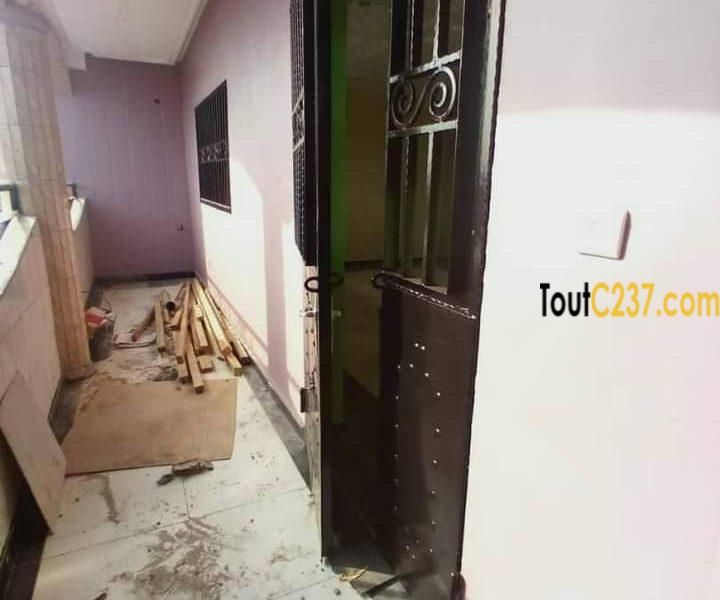 Appartement à louer à Makepe, Douala