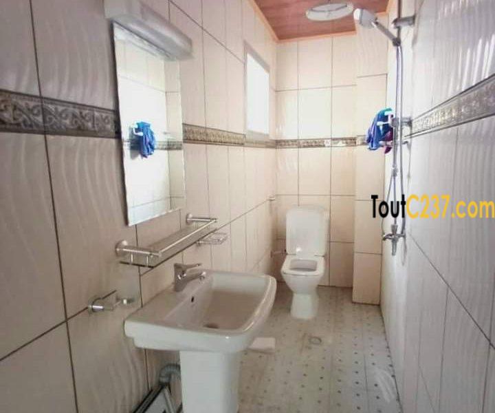 Appartement à louer à Makepe, Douala