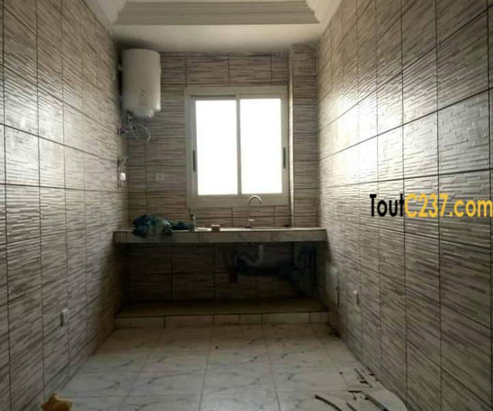 Appartement à louer à Makepe, Douala
