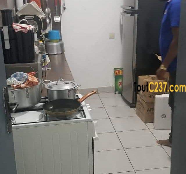 Appartement à louer à Bonapriso, Douala
