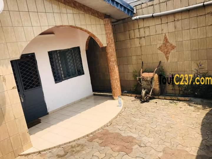 Villa à louer à kotto, Douala