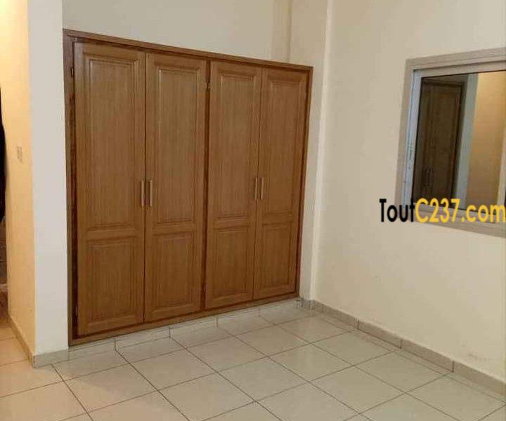 Appartement haut standing à louer à Logpom, Douala
