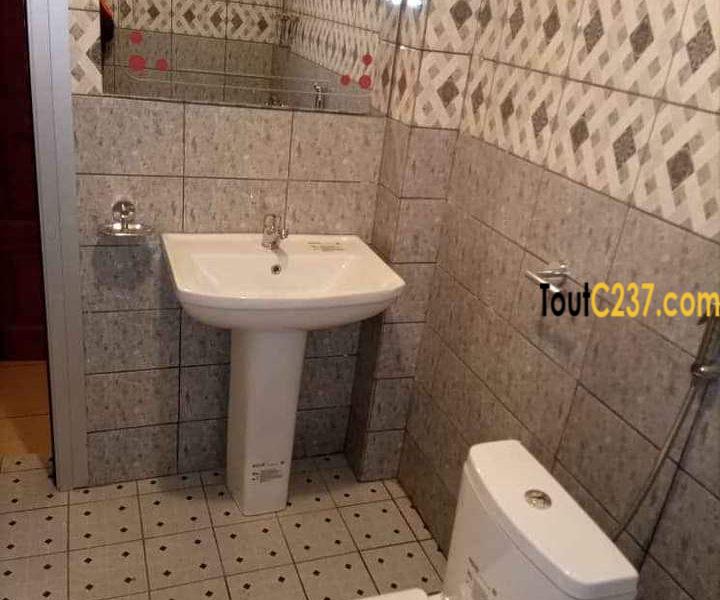 Appartement haut standing à louer à Logpom, Douala
