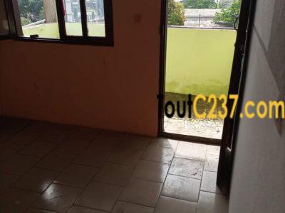 Appartement à louer à Bonamoussadi, Douala