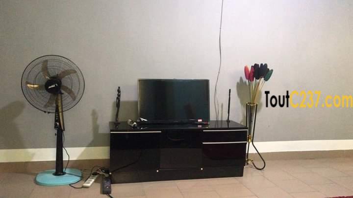 Studio Moderne Meublé à louer à Bonamoussadi, Douala