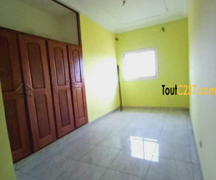 Appartement haut standing à louer à Logpom, Douala