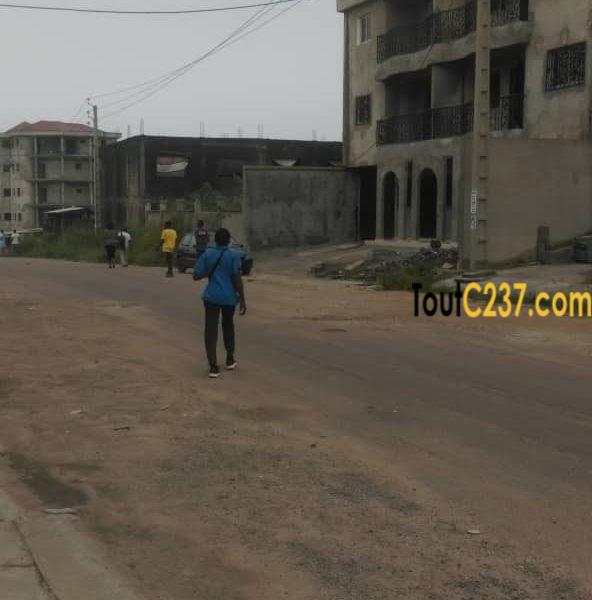 Terrain à vendre à Maetur Yassa, Douala