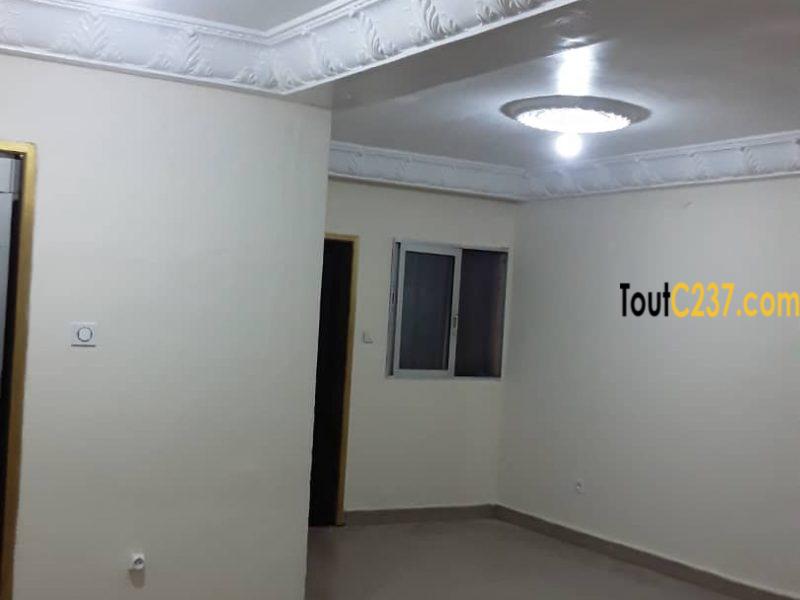 Appartement à louer à Bali, Douala