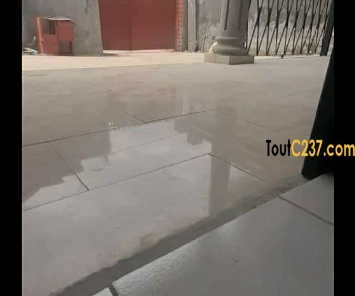 Mini maison à louer à Logpom, Douala