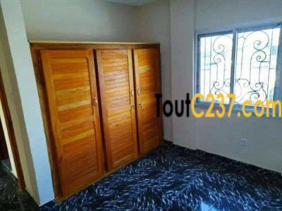 Studio moderne à louer à Bonamoussadi sable, Douala