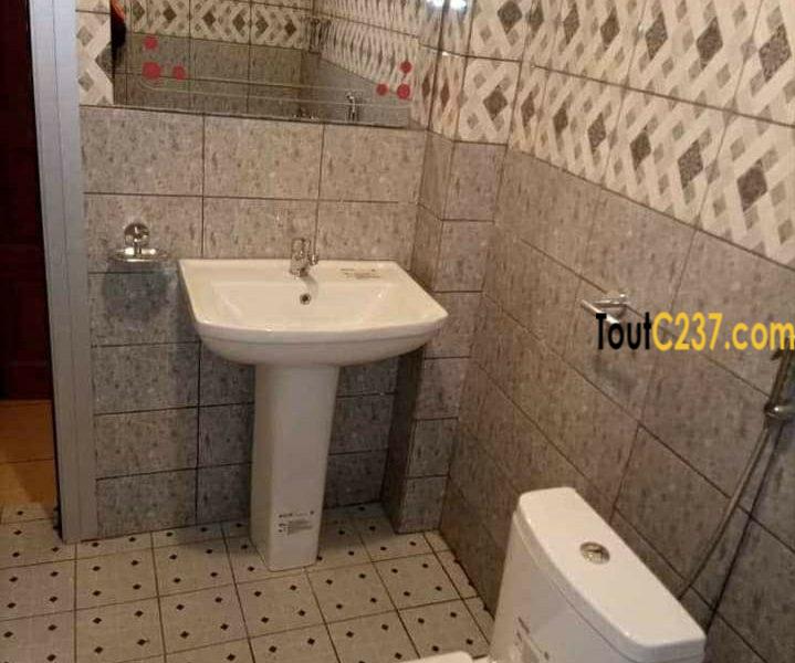 Appartement haut standing à louer à Logpom, Douala