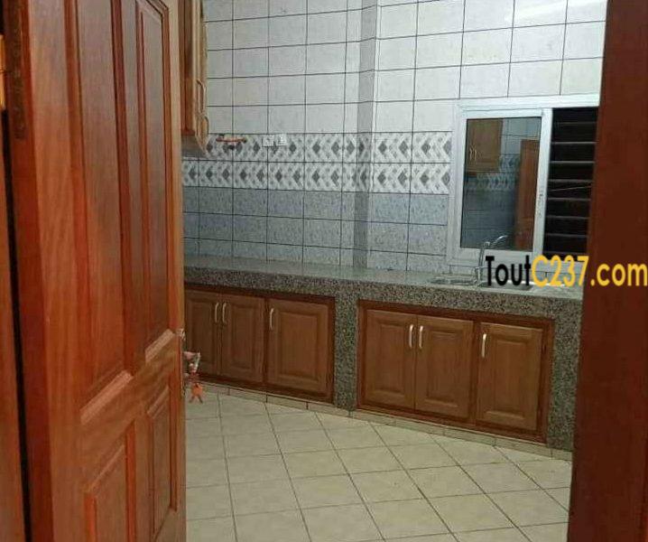 Appartement haut standing à louer à Logpom, Douala