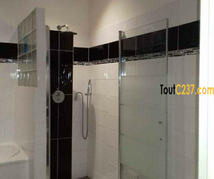 Duplex neuf à vendre à Yassa, Douala