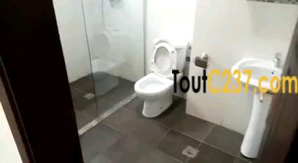 Appartement À Louer À Bonapriso, Douala