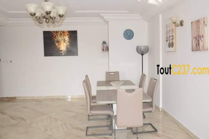 Appartement meublé à louer à Makepe, Douala