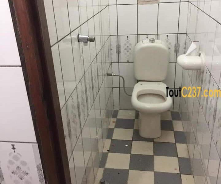 Villa à louer à Bonamoussadi, Douala