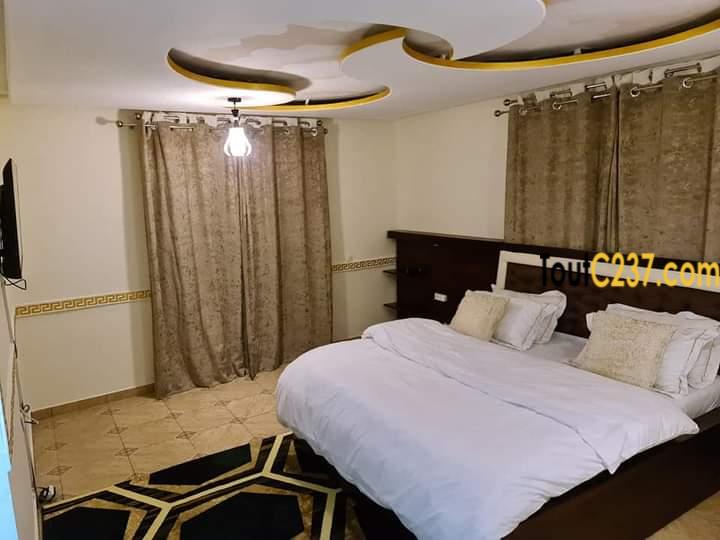 Somptueux Duplex à vendre à Bonaberi, Douala