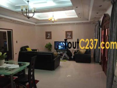 Jolie villa à vendre à Kotto, Douala