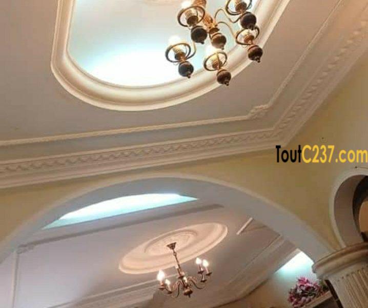 Duplex à louer à pk13, Douala