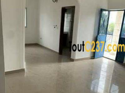 Appartement à louer à youpwe, Douala