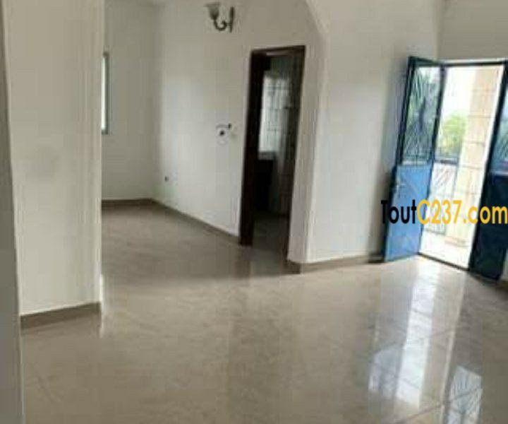 Appartement à louer à youpwe, Douala