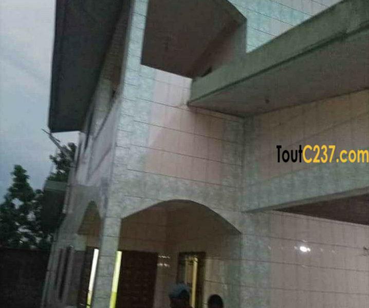 Duplex à vendre à pk14, Douala