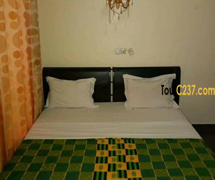 Appartement, studio, chambres meublés à louer à Bonapriso, Douala