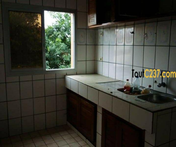 Appartement à louer à Makepe, Douala