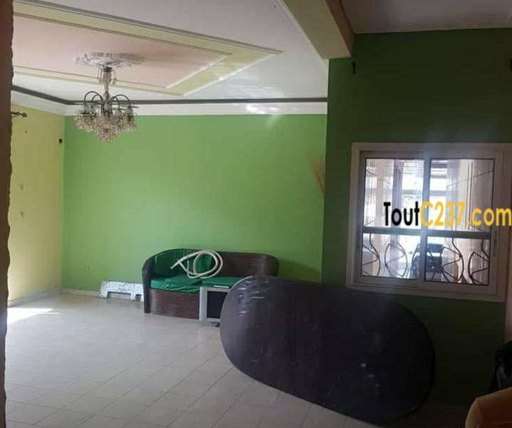 Appartement à louer à Bonamoussadi, Douala