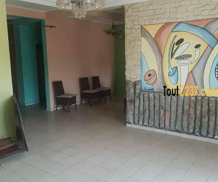 Appartement à louer à Bonamoussadi, Douala