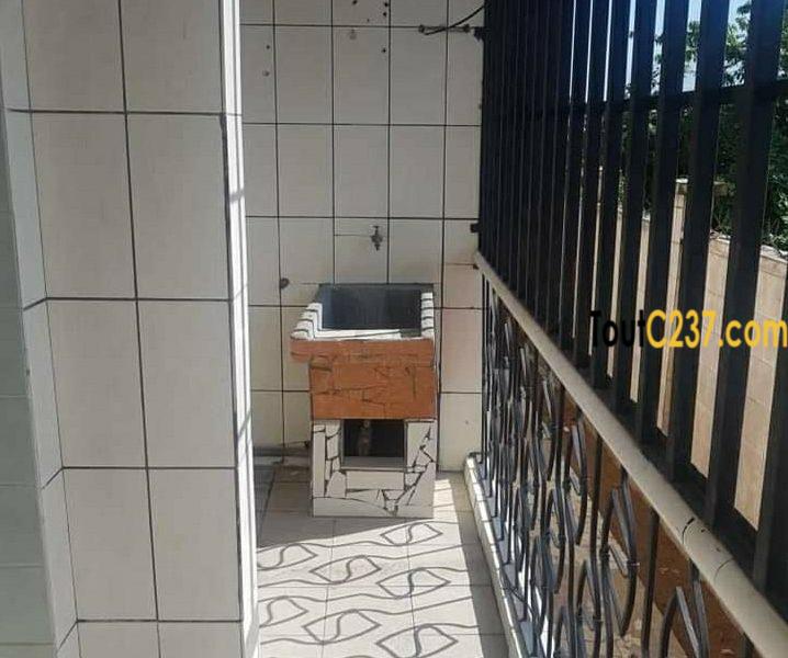 Appartement à louer à Bonamoussadi, Douala
