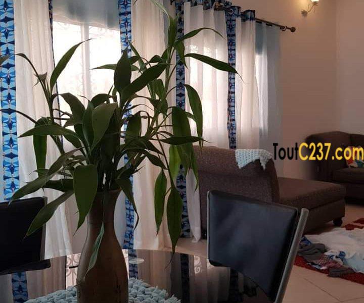 Studio meublé à Bonamoussadi, Douala