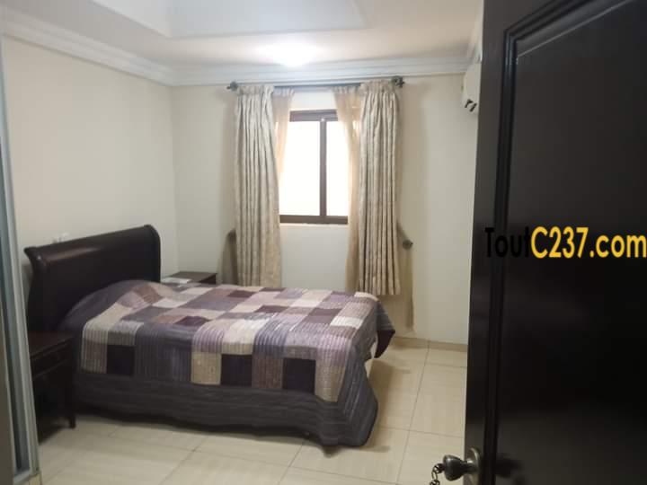 Appartement en duplex à louer à Bonanjo, Douala