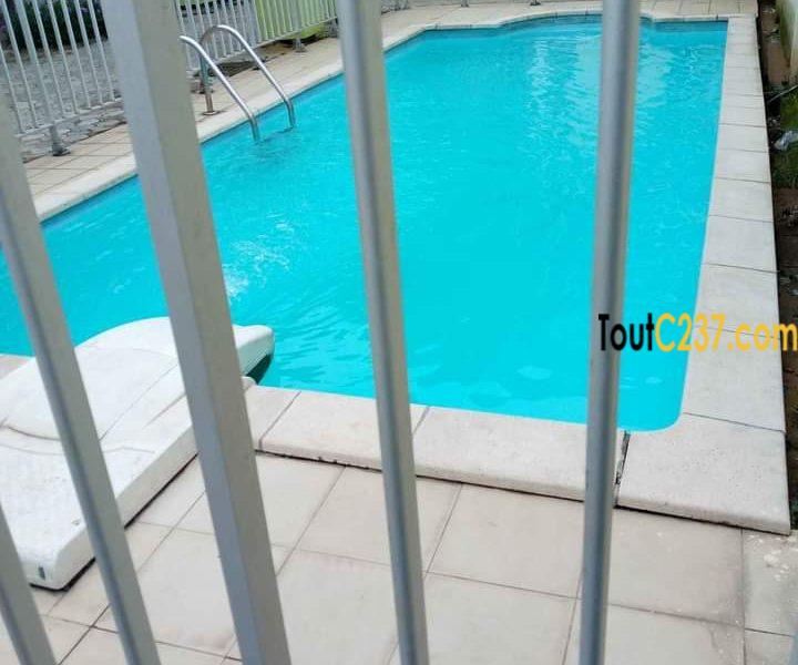 Appartement à louer à Akwa Nord, Douala