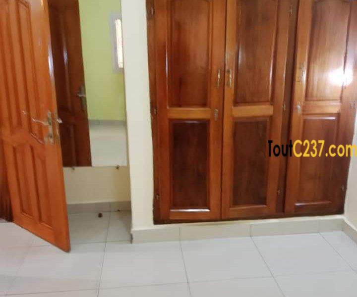 Appartement à louer à Bali, Douala