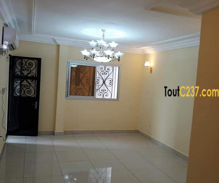 Appartement à louer à Bali, Douala