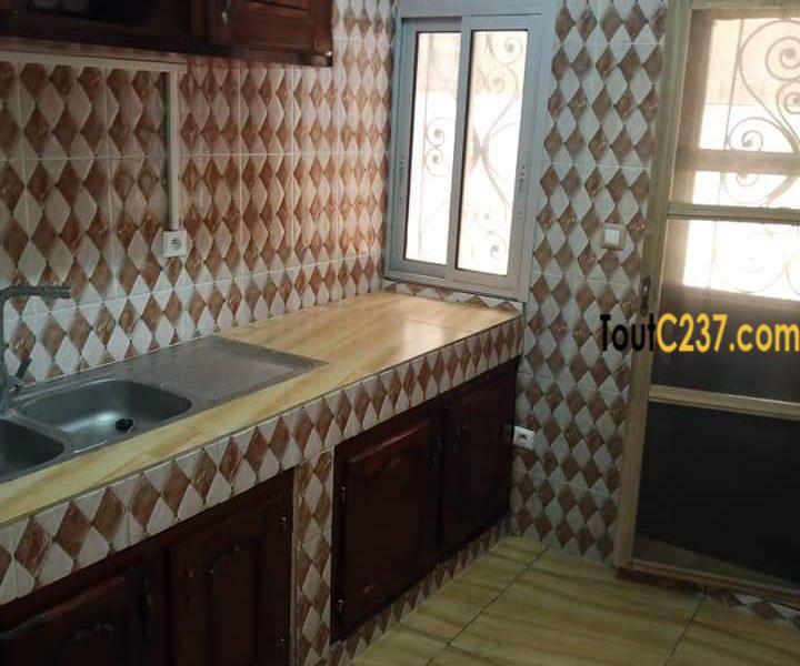 Appartement à louer à Bali, Douala