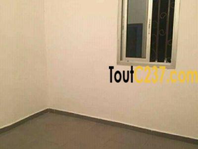 Appartement à louer à Logpom, Douala