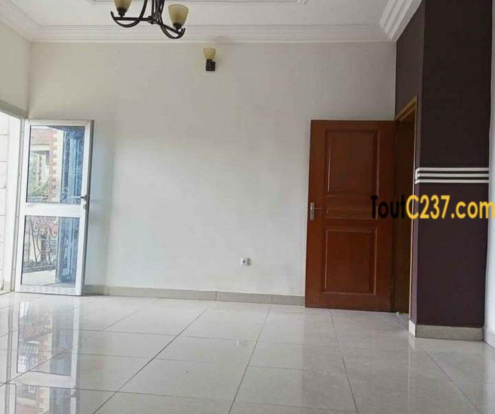 Appartement à louer à Makepe, Douala