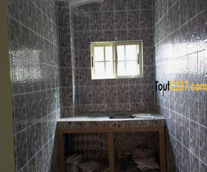 Appartement à louer à Bonamoussadi, Douala