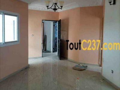 Appartement à louer à Bonamoussadi, Douala